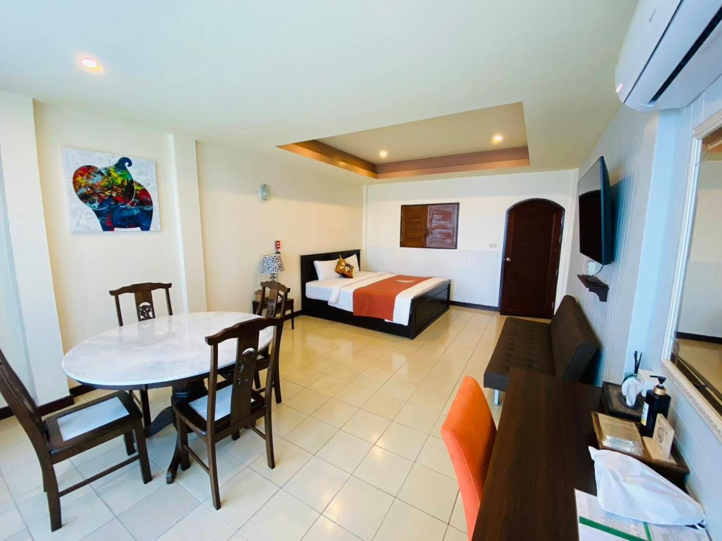 Talay Sai @ Thung Wua Laen Hotel Pathiu Room photo
